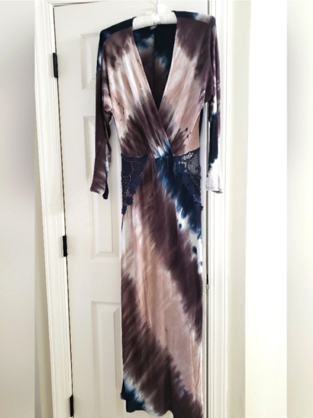 VENUS Long Tie-Dye Maxi Dress in Black, Brown, Cream